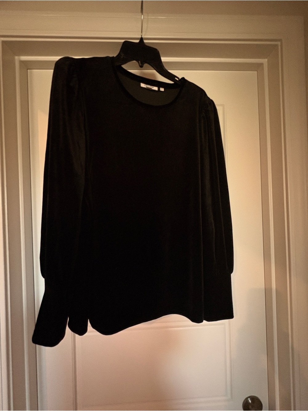 Chico’s Black Velvet Long-Sleeve Women's Top